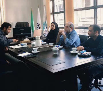 بازدید شرکت شهرک‌های صنعتی استان اصفهان از شرکت پردازش هوشمند زمرد